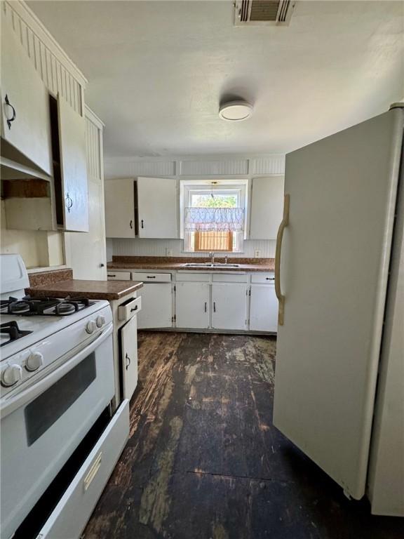 2110 E Hanna St, Calvert, TX 77837 - photo 33