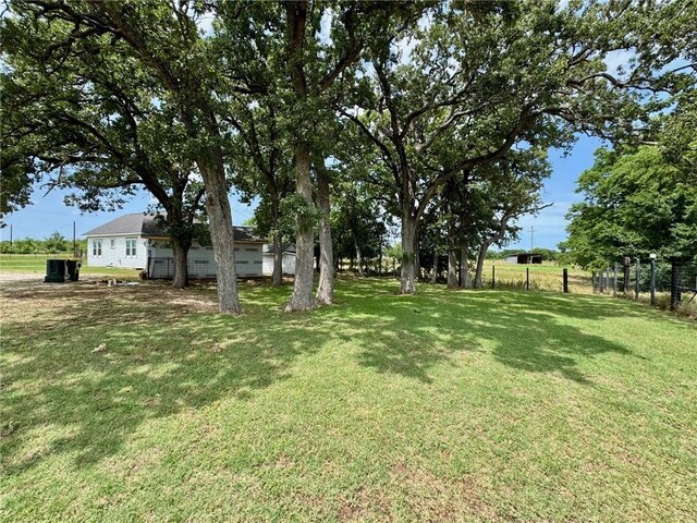 2110 E Hanna St, Calvert, TX 77837 - photo 5