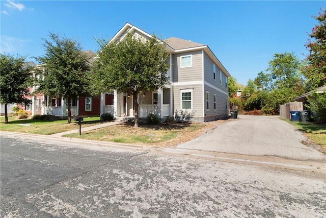 view of front of house with covered porch