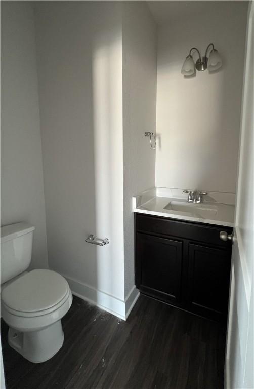 5324 Lyle Pl, Bryan, TX 77807 - bathroom with vanity and baseboards