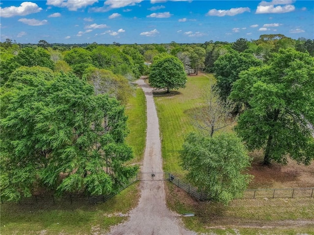 birds eye view of property featuring a rural view