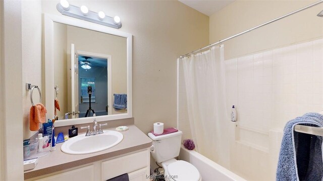 609 Townplace Dr, College Station, TX 77840 - full bath with vanity, shower / bath combo, and a ceiling fan