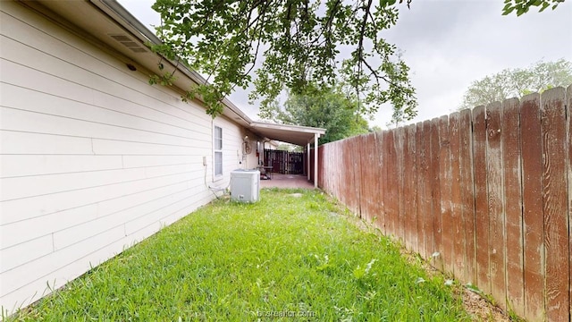 609 Townplace Dr, College Station, TX 77840 - view of yard