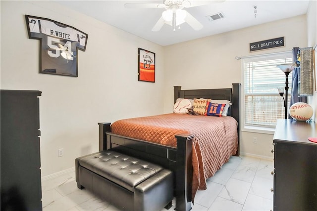 bedroom with ceiling fan