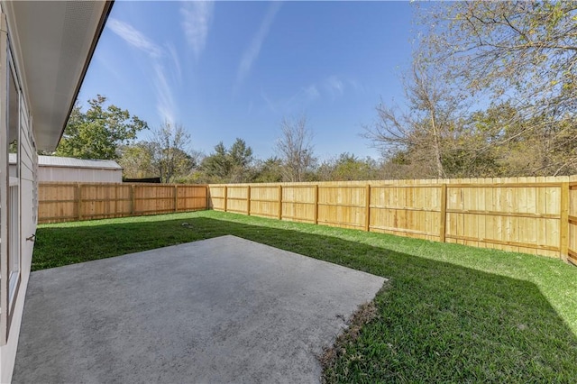 view of yard with a patio