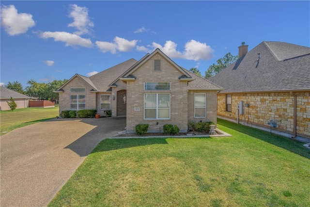 view of front of house with a front yard