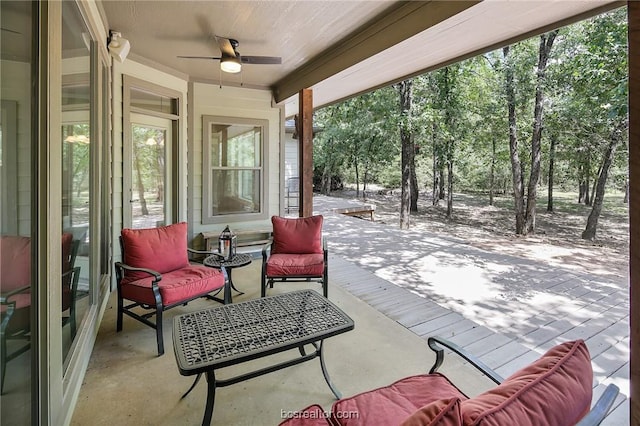 view of patio with ceiling fan