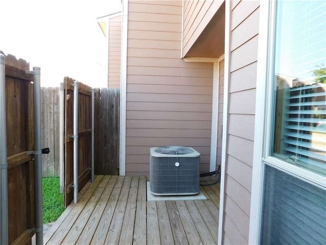 2807 Wildflower Dr Unit 11, Bryan, TX 77802 - photo 3