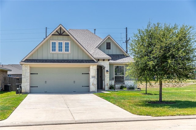 2000 Birdie Ct, Navasota, TX 77868 - photo 1