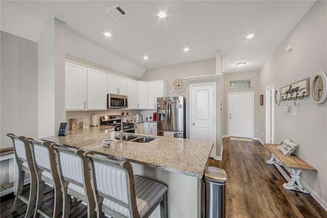 2000 Birdie Ct, Navasota, TX 77868 - photo 6