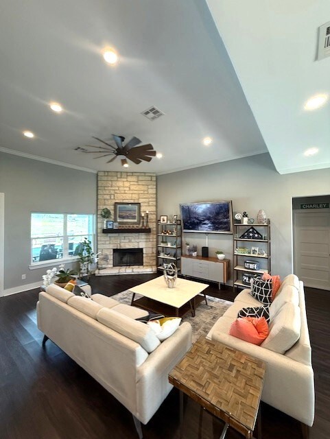 928 Azalea Dr W, Franklin, TX 77856 - photo 8
