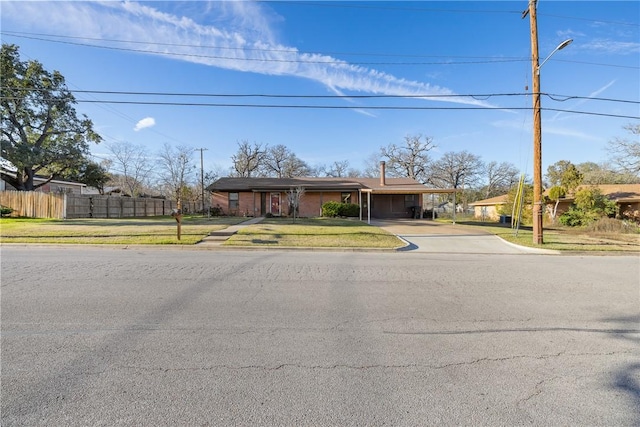 view of front of house with a front yard