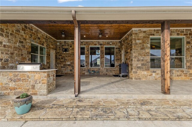 4675 River Garden Ct, Bryan, TX 77808 - view of patio featuring a ceiling fan