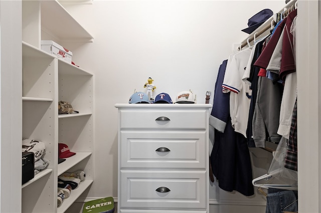 4675 River Garden Ct, Bryan, TX 77808 - view of spacious closet