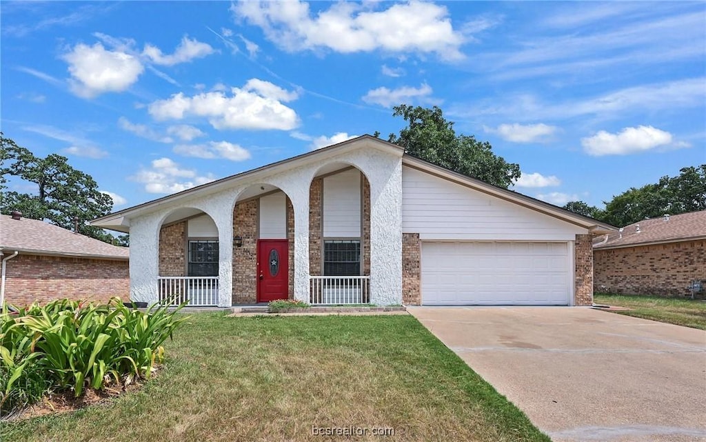 1012 San Saba Dr, College Station, TX 77845 - photo 1