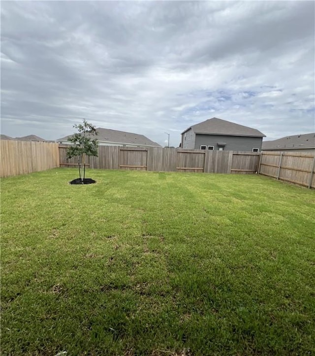 5307 Lyle Pl, Bryan, TX 77807 - view of fenced backyard