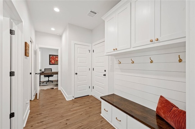 3518 Parmer Creek Ct, College Station, TX 77845 - mudroom featuring light wood-style floors and recessed lighting