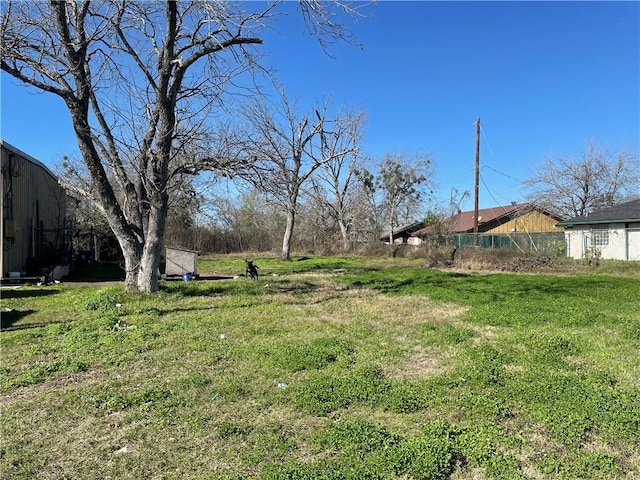 Listing photo 2 for 1304 Finfeather Rd, Bryan TX 77803