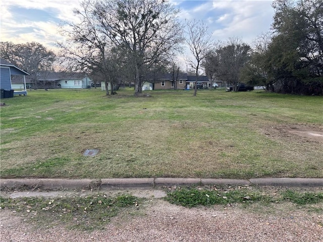 338 6th St, Somerville, TX 77879 - photo 3