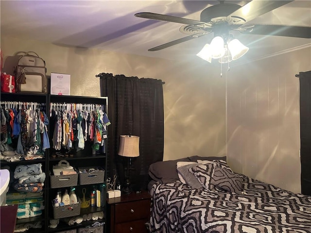 508 Victoria St, Navasota, TX 77868 - bedroom featuring a ceiling fan