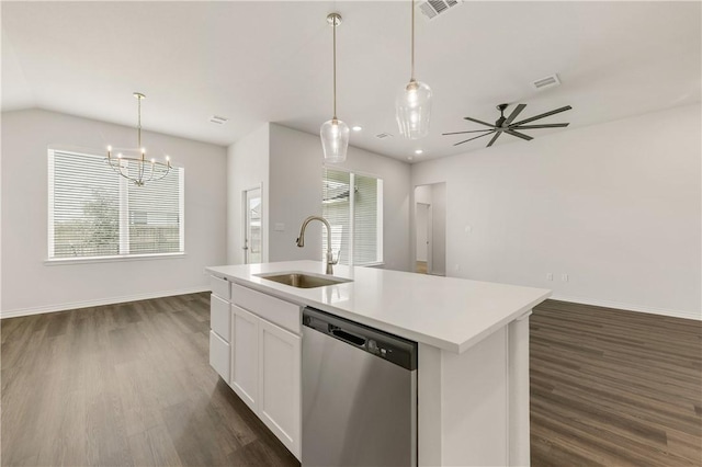 kitchen featuring sink, stainless steel dishwasher, dark hardwood / wood-style floors, a kitchen island with sink, and ceiling fan with notable chandelier