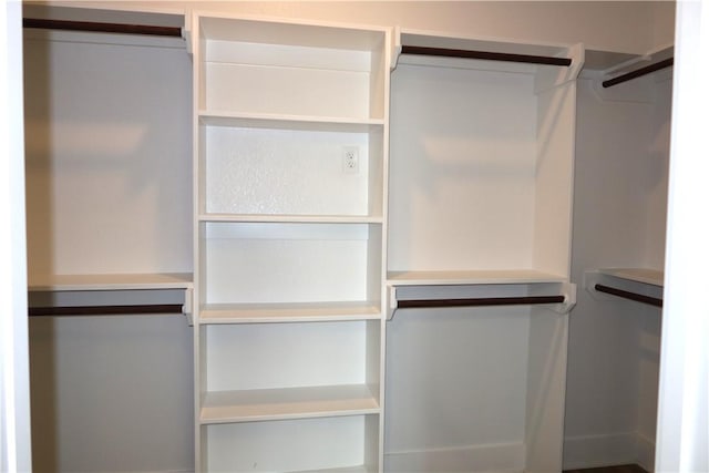 1977 Cambria Dr, Bryan, TX 77807 - view of spacious closet