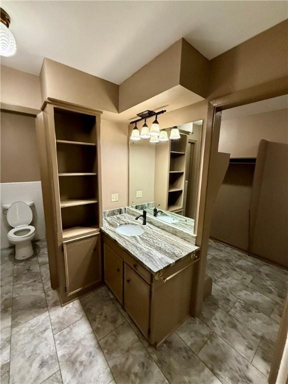 67 Fairway Dr, Hilltop Lakes, TX 77871 - bathroom featuring vanity