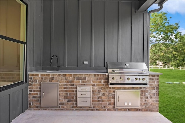 13291 Hopes Creek Rd, College Station, TX 77845 - view of patio with area for grilling and a sink