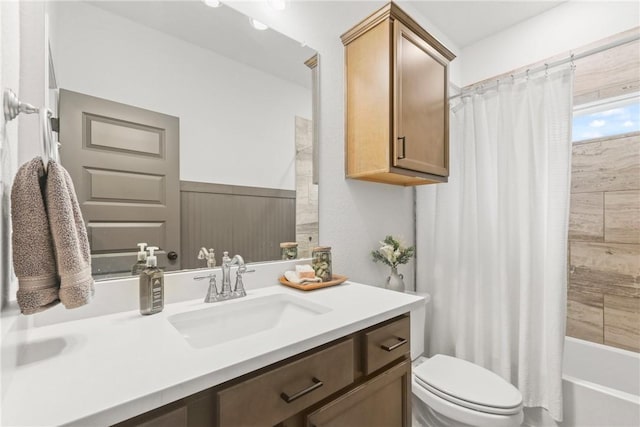 3448 Pointe Du Hoc Dr, Bryan, TX 77808 - bathroom with vanity and shower / bath combination with curtain