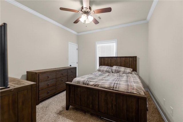 bedroom with light carpet, ceiling fan, ornamental molding, and baseboards