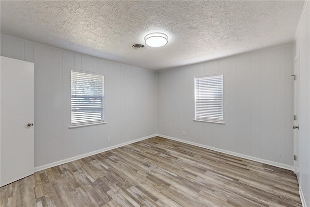 415 W Decherd St, Franklin, TX 77856 - photo 9