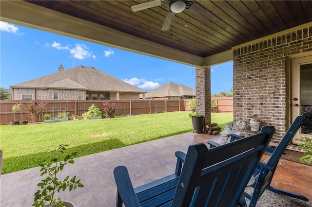 4004 Wild Creek Ct, College Station, TX 77845 - fenced backyard with a patio area and a ceiling fan