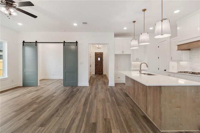 empty room with concrete flooring