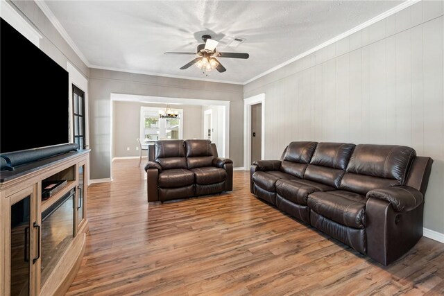 701 W Fawn St, Caldwell, TX 77836 - photo 9