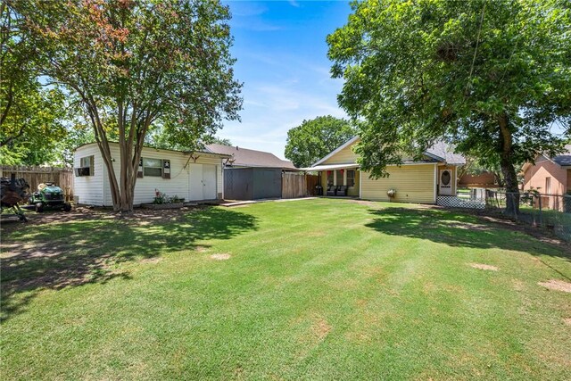 701 W Fawn St, Caldwell, TX 77836 - photo 22