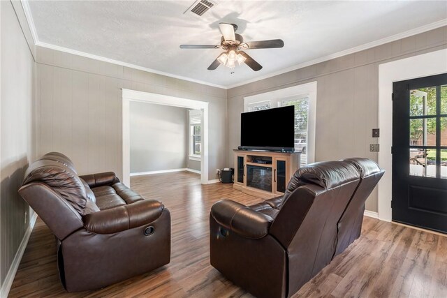 701 W Fawn St, Caldwell, TX 77836 - photo 6