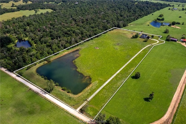 bird's eye view featuring a rural view and a water view