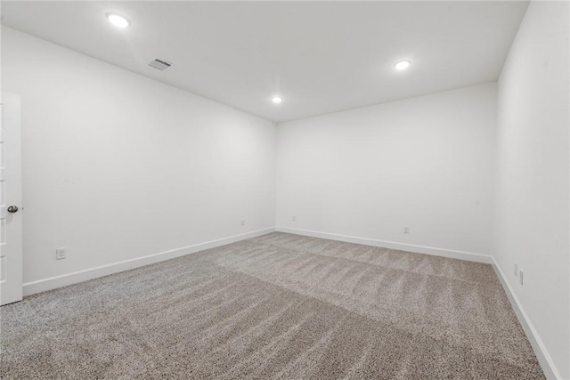 empty room featuring carpet