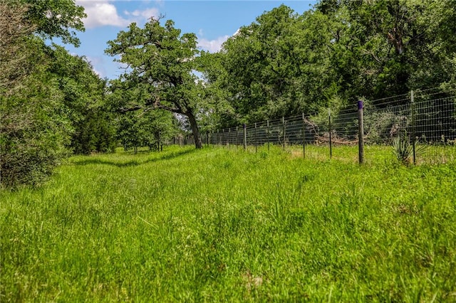1012 County Road 438, Lexington, TX 78947