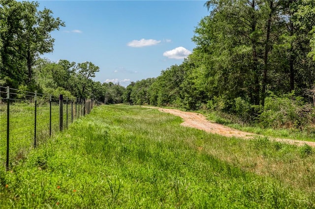 1012 County Road 438, Lexington, TX 78947