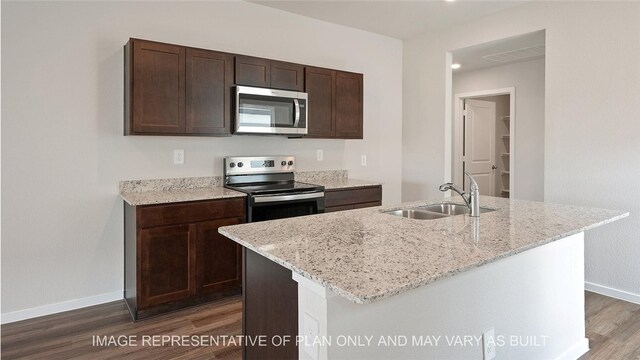 878 Kickapoo Ln, College Station, TX 77845 - photo 4