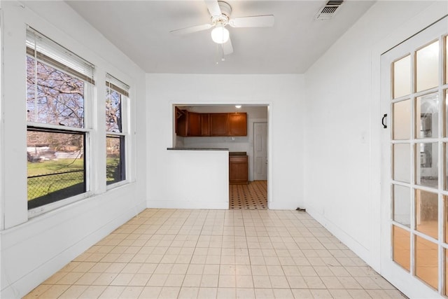 empty room with ceiling fan