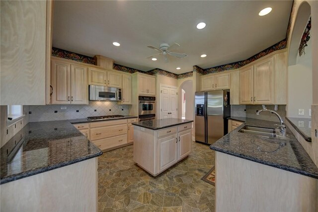 2120 Hohenwalde School Rd, Brenham, TX 77833 - photo 11