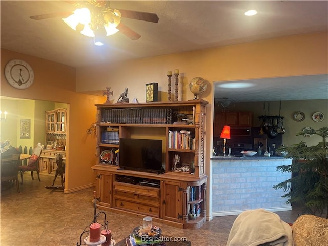 1375 County Road 403, Anderson, TX 77830 - photo 4