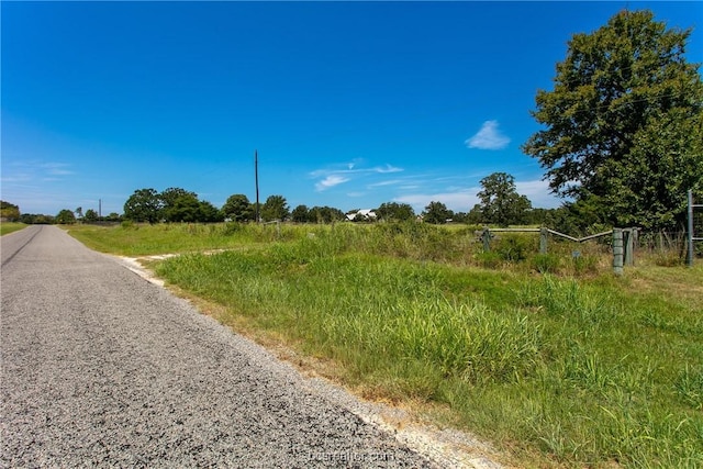 Listing photo 2 for 4300 Matt Wright Rd, Navasota TX 77868