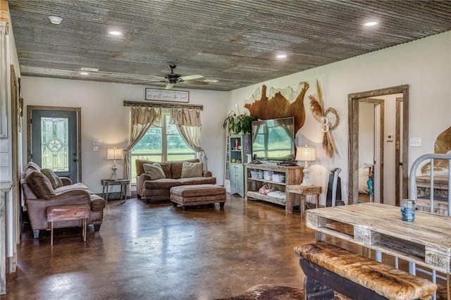 1850 Lcr 439, Groesbeck, TX 76667 - living area featuring concrete floors, ceiling fan, and recessed lighting