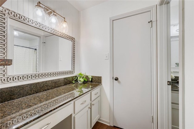 full bathroom with vanity