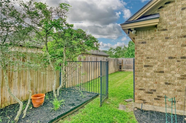 2703 Wood Ct, Bryan, TX 77808 - view of yard