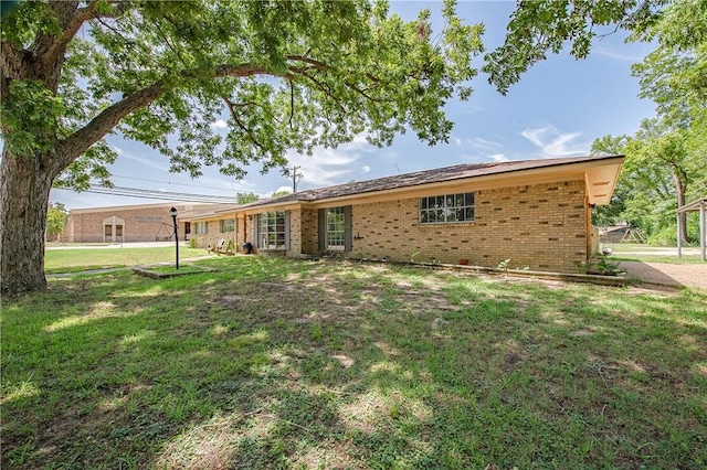 210 S Harvey St, Caldwell, TX 77836 - photo 2
