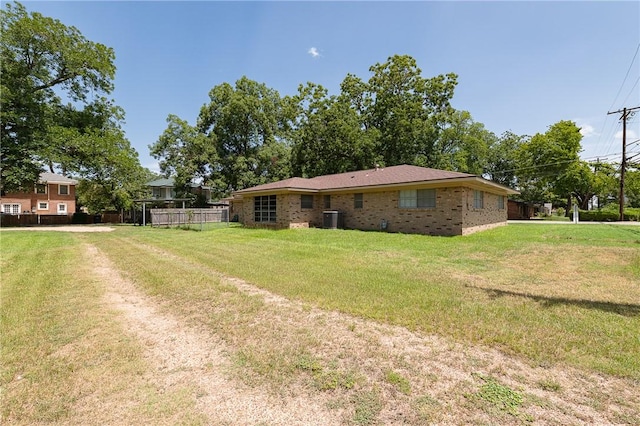 210 S Harvey St, Caldwell, TX 77836 - photo 25